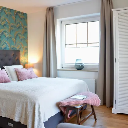 アパート Happy Place Mit Sonnen-balkon Und Stellplatz Nur 400 M Zum シャルボイツ